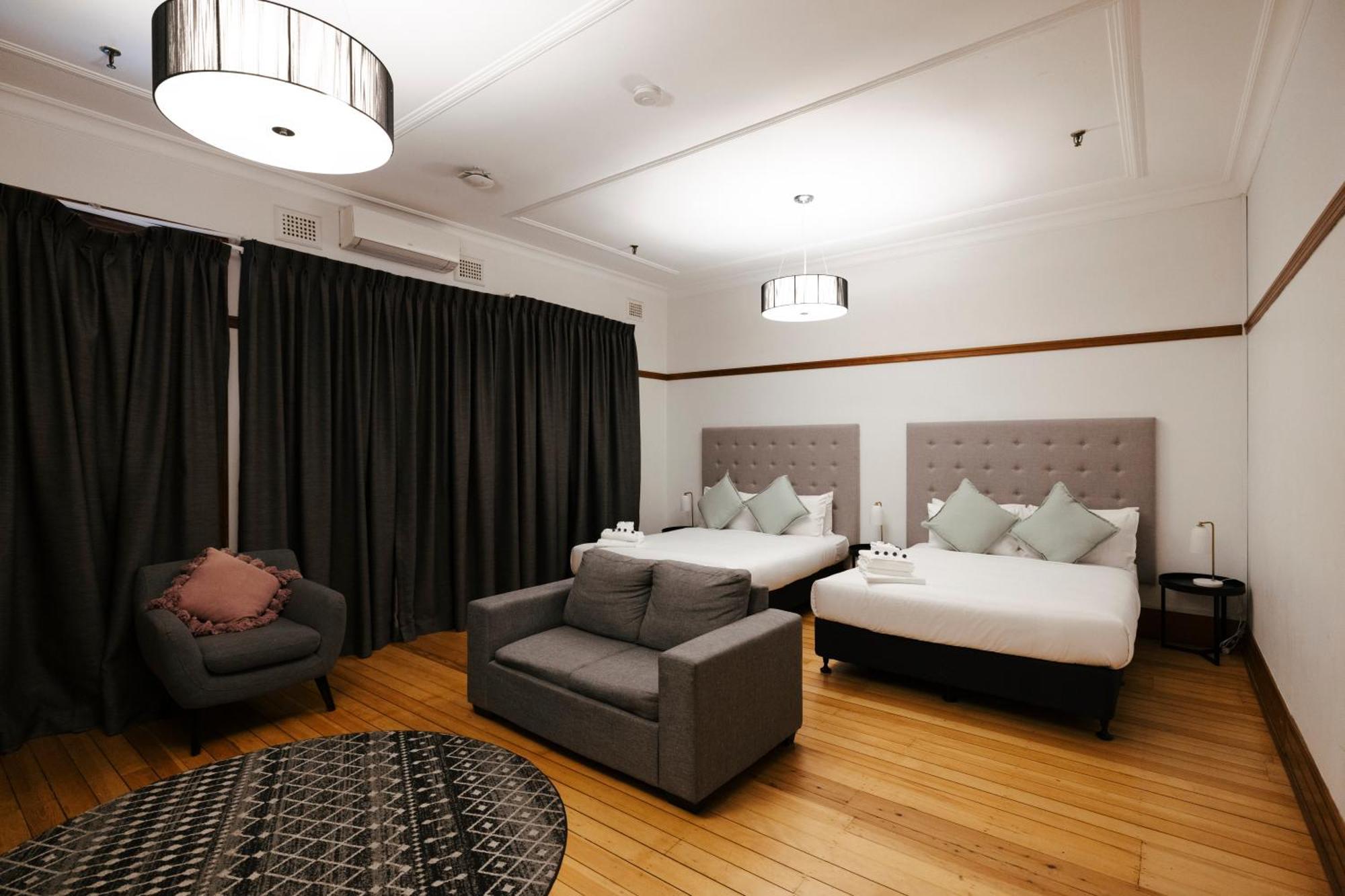 Guildford Hotel エクステリア 写真